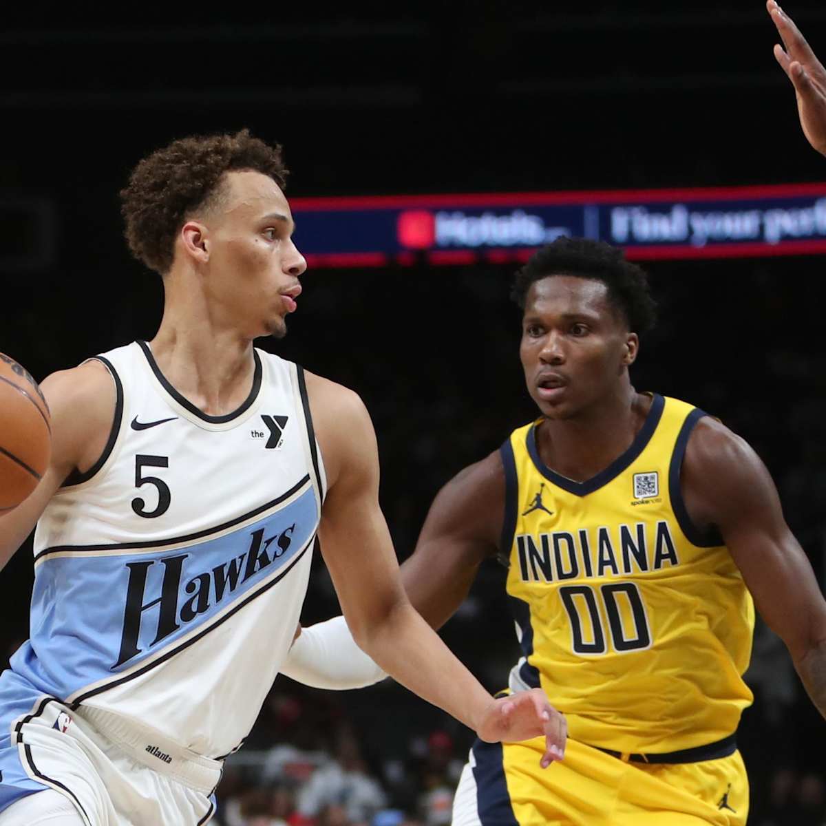 découvrez notre analyse approfondie du match entre les 76ers et les hawks. plongez dans les stratégies des équipes, les performances des joueurs clés et les temps forts du jeu pour mieux comprendre les enjeux de cette rencontre captivante.